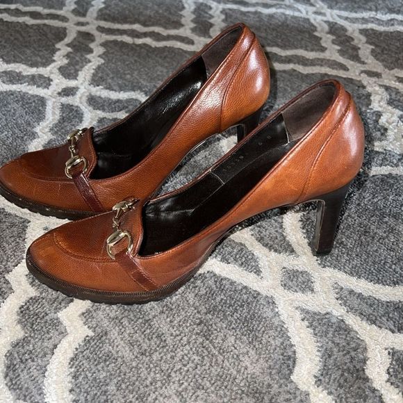 •Gucci horse bit heeled loafer• - Picture 7 of 13